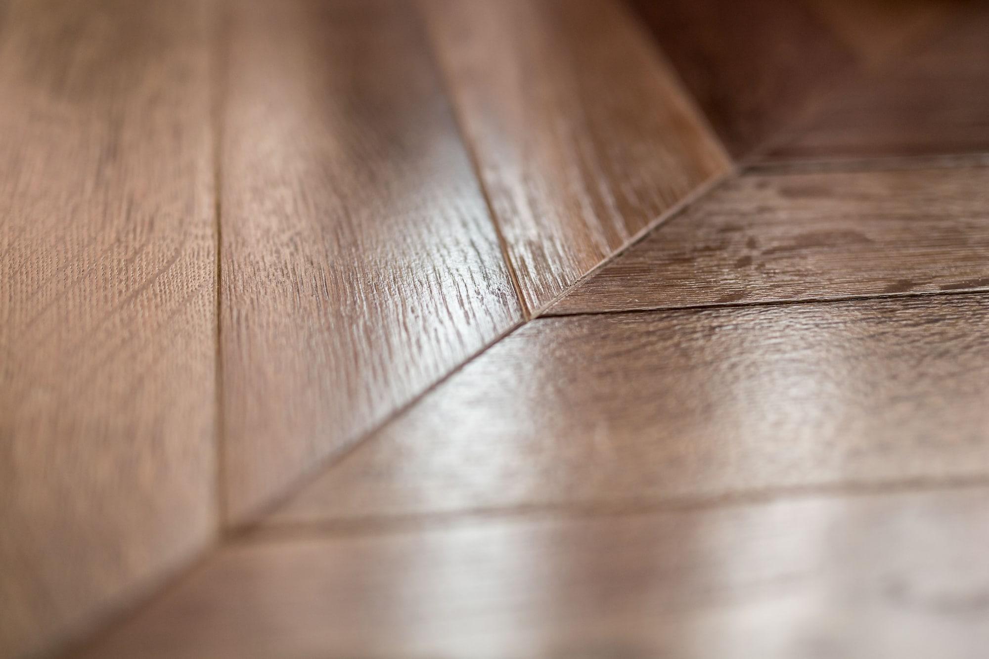 The H'All Tailor Suite Roma Exterior foto A detail of a floor made of engineered wood