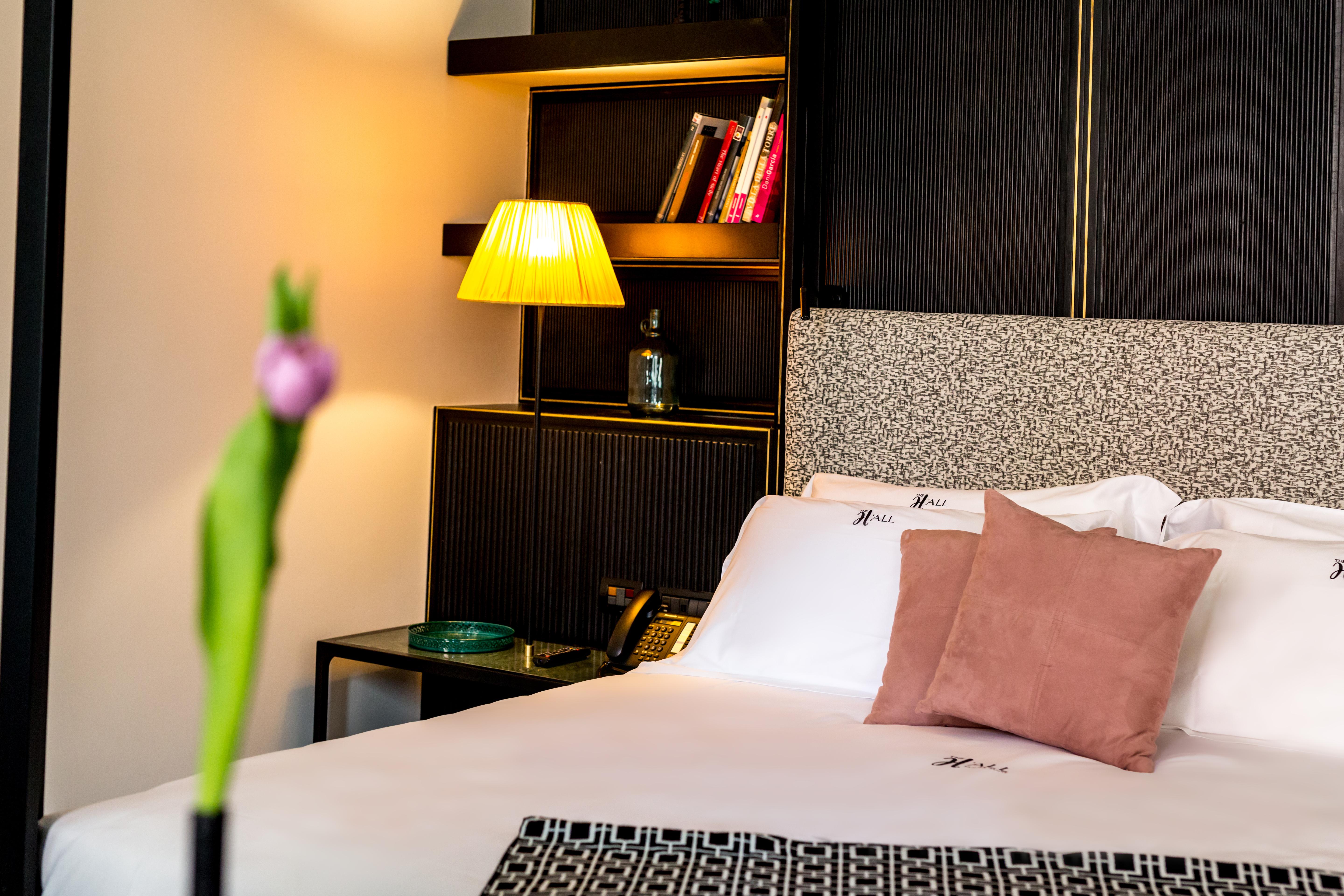 The H'All Tailor Suite Roma Exterior foto A room at the hotel