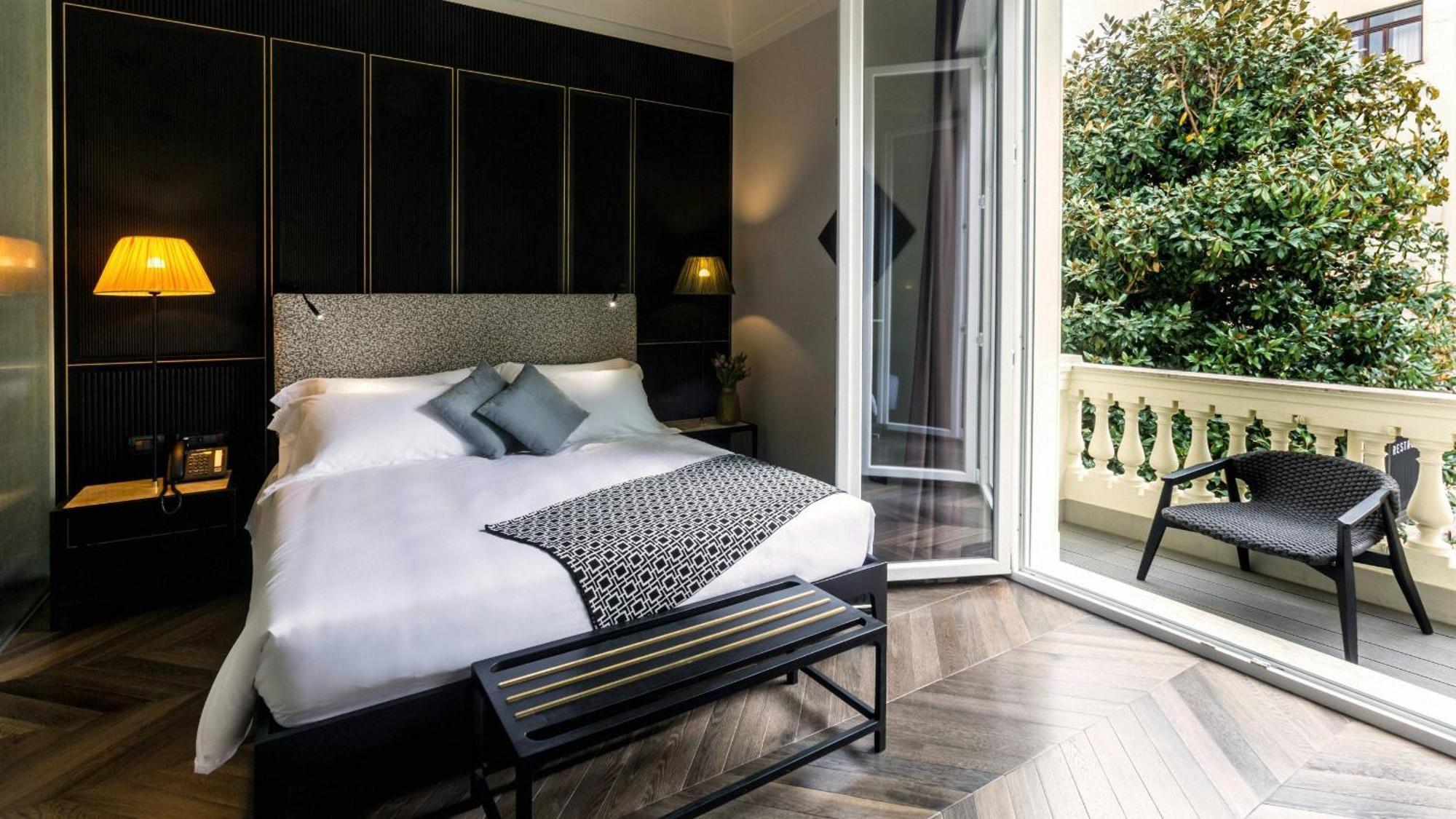 The H'All Tailor Suite Roma Exterior foto Deluxe room